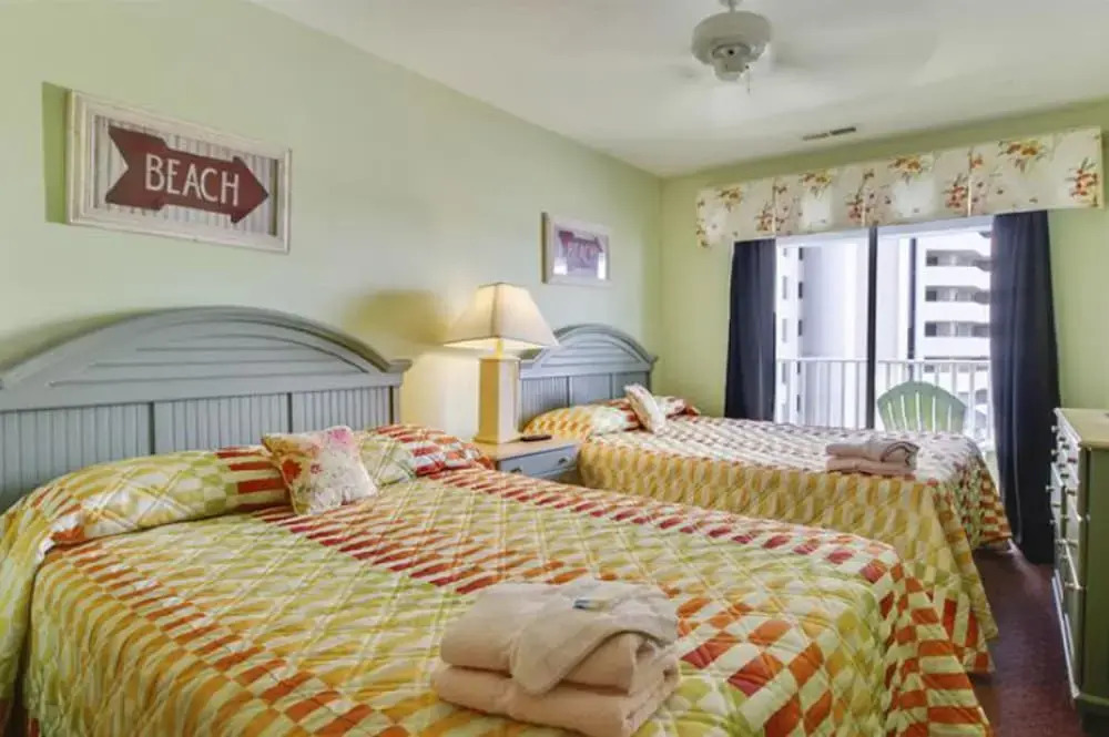 Ambassador Villas by Elliott Beach Rentals