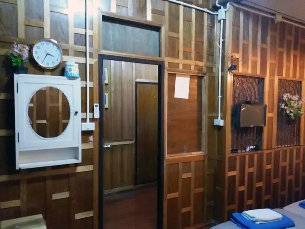 Santo House
