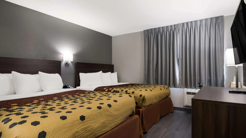 Econo Lodge Portage