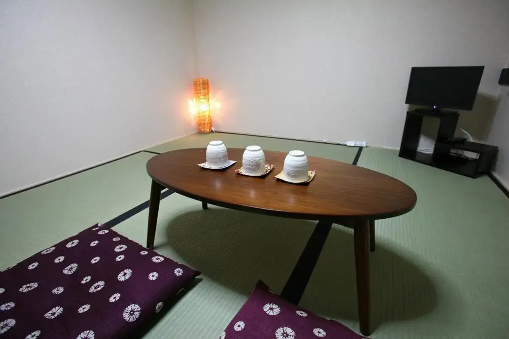 Kyoto GuestHouse OMOTENASHI