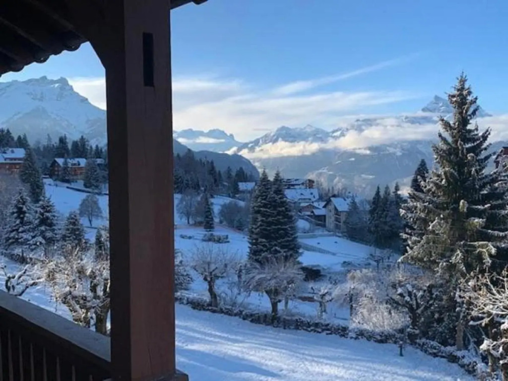 Villars Lodge