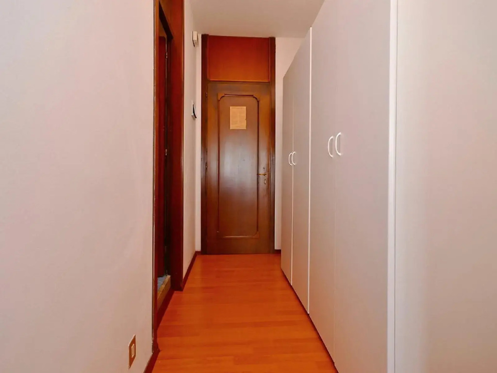 Condominio International - One Bedroom No.4