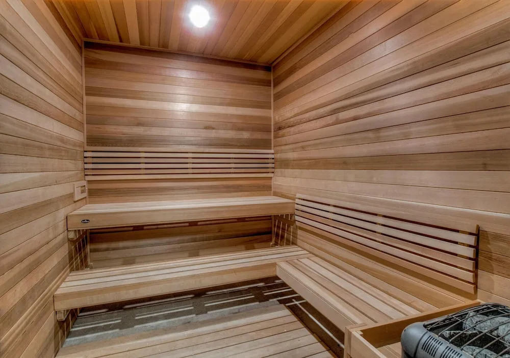 Village at Breckenridge Condos Sleeps 8 - Ski in Out Walk downtown