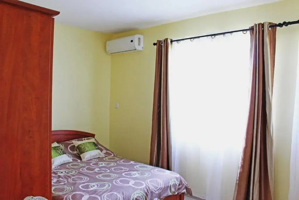Twins Apartments Flic en Flac Beach