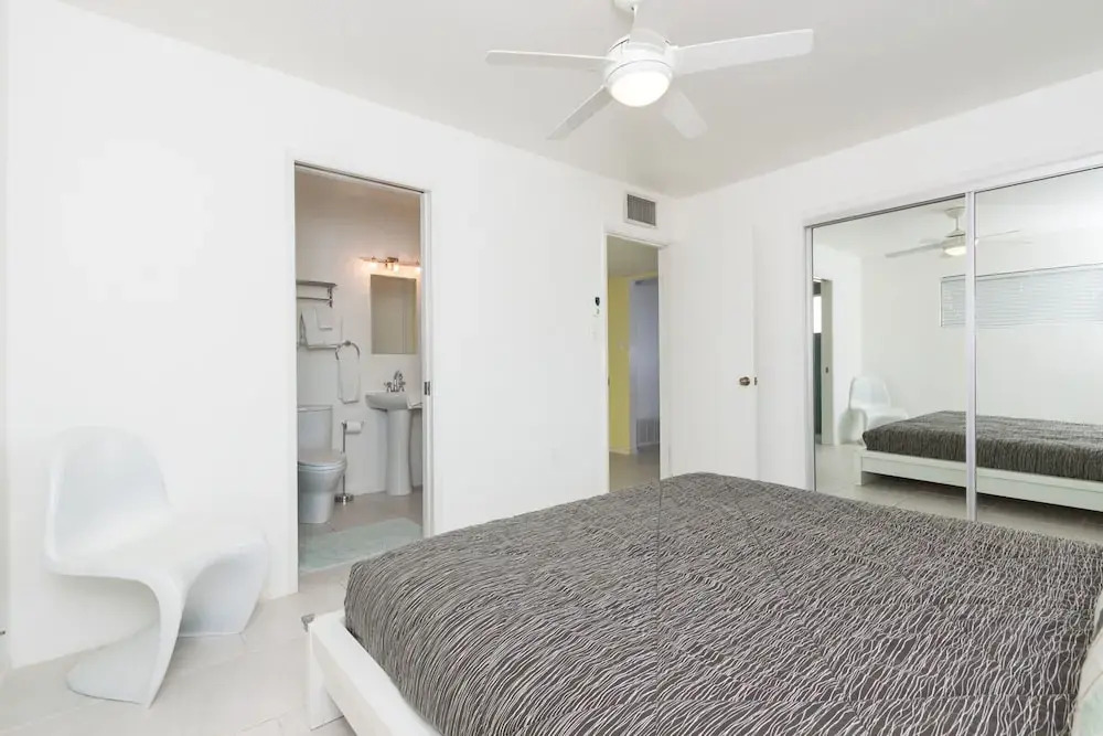 3BR 3BA Stylish House with Pool Palm Springs by RedAwning