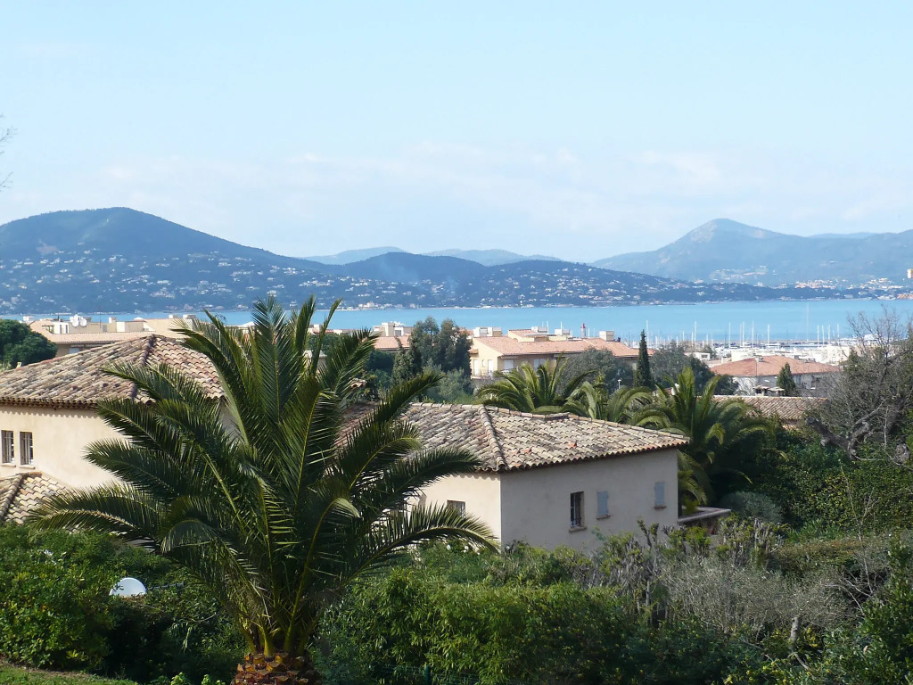 Apartment Les Carles by Interhome