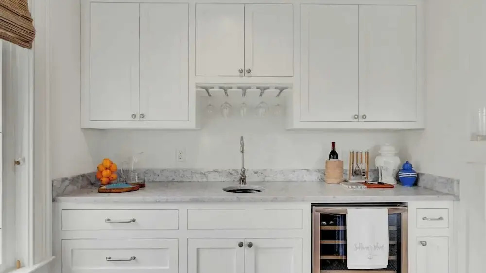 Be a Sullivans Local! 1307 Cove Avenue by Avantstay Pool + Outdoor Living