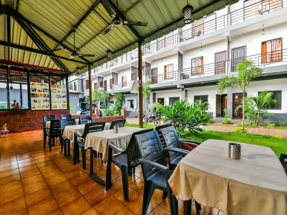 OYO 15836 Pleasure River Front Resort