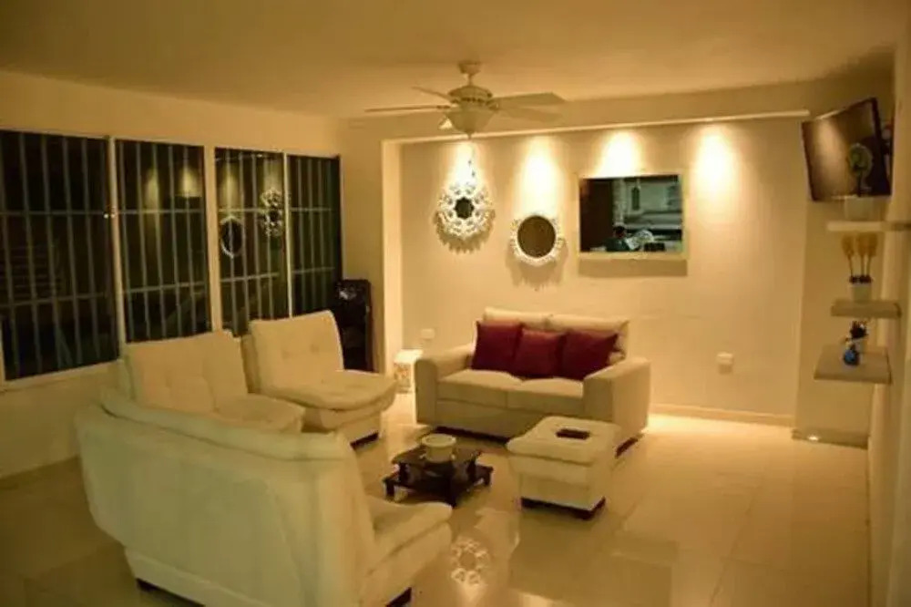 Hotel Peira House
