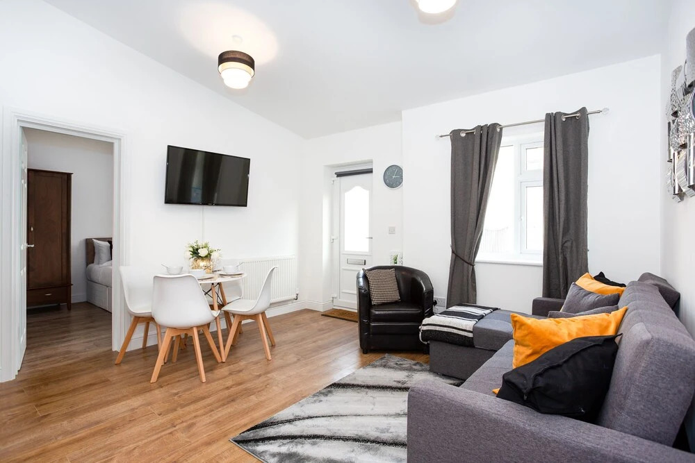 Preston Mews Flat 1