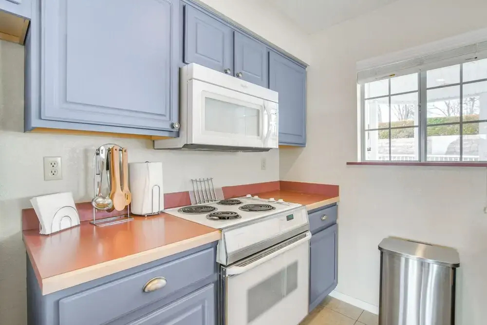 Newly Renovated Ozarks Condo: Pool & Hot Tub