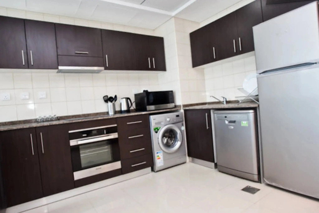 Апартаменты 1BR Dubai Marina View 7 Min from Beach
