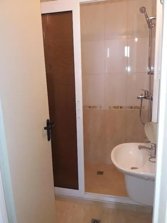 Golden Sea View Apartments 1