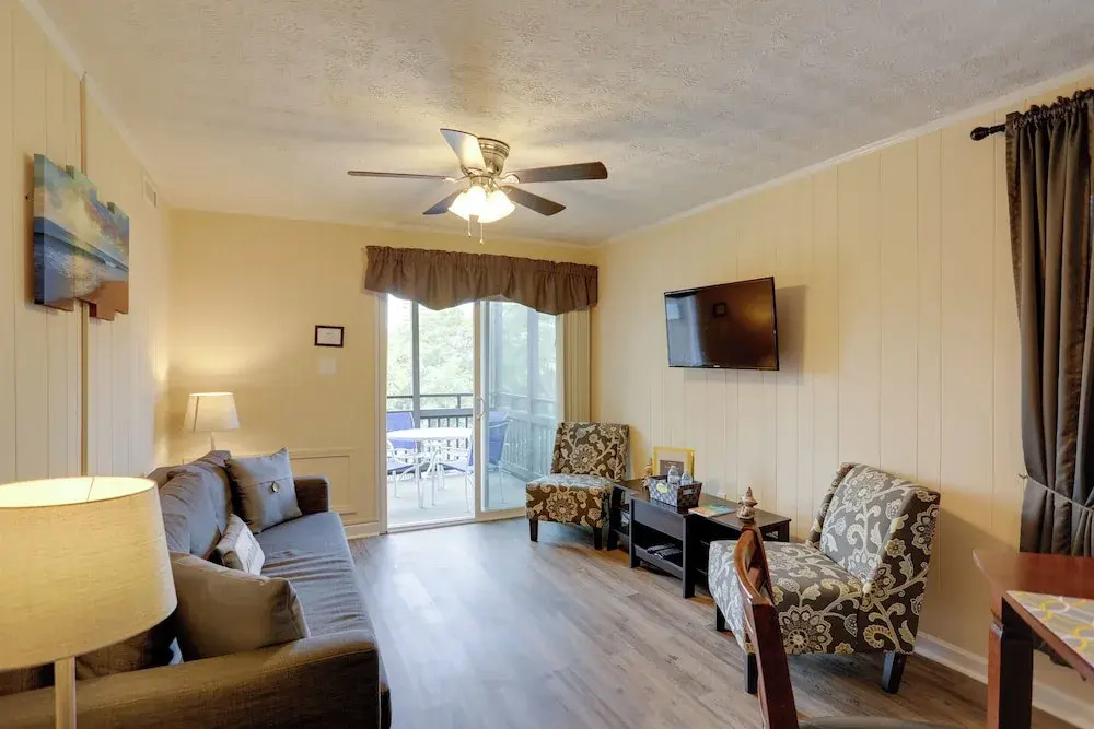 Near Singleton Swash: Myrtle Condo w/ Resort Pool!