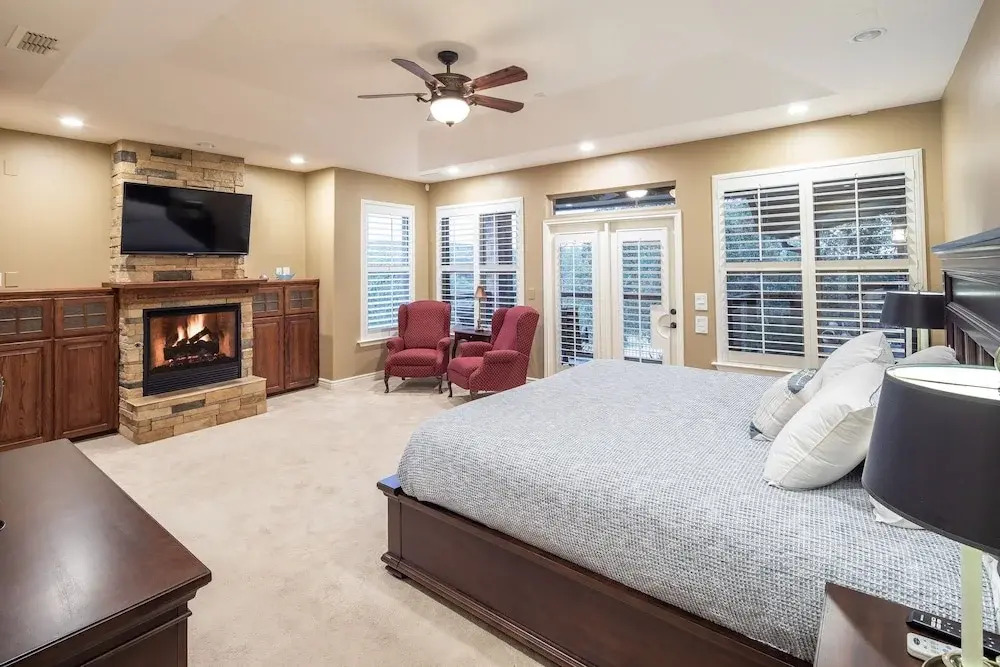 Hummingbird Hideaway 4 Bedroom Home