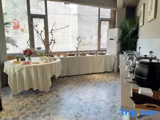 Lianshi Shanfang Guesthouse