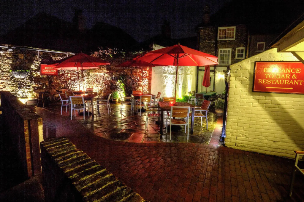 Kings Arms Hotel