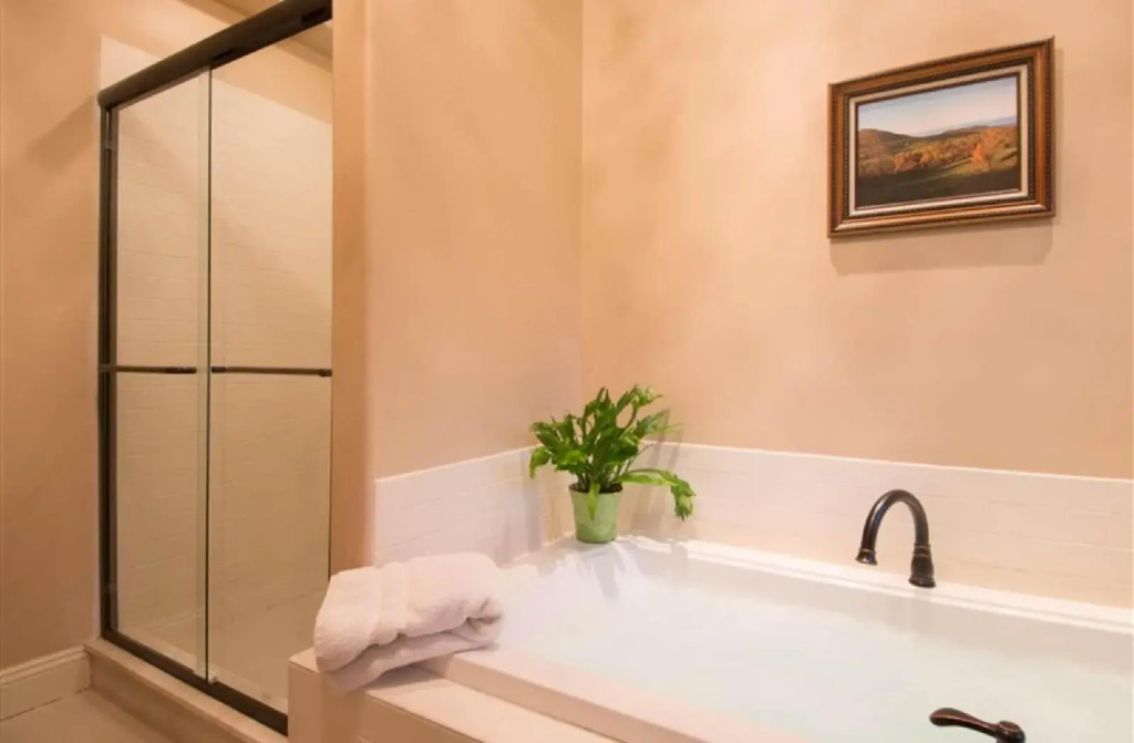 Caldwell House Bed and Breakfast