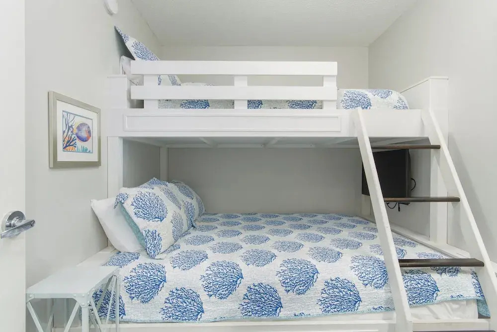 Crescent at Miramar-Gulf Front Luxury Condo-Free Beach Chairs