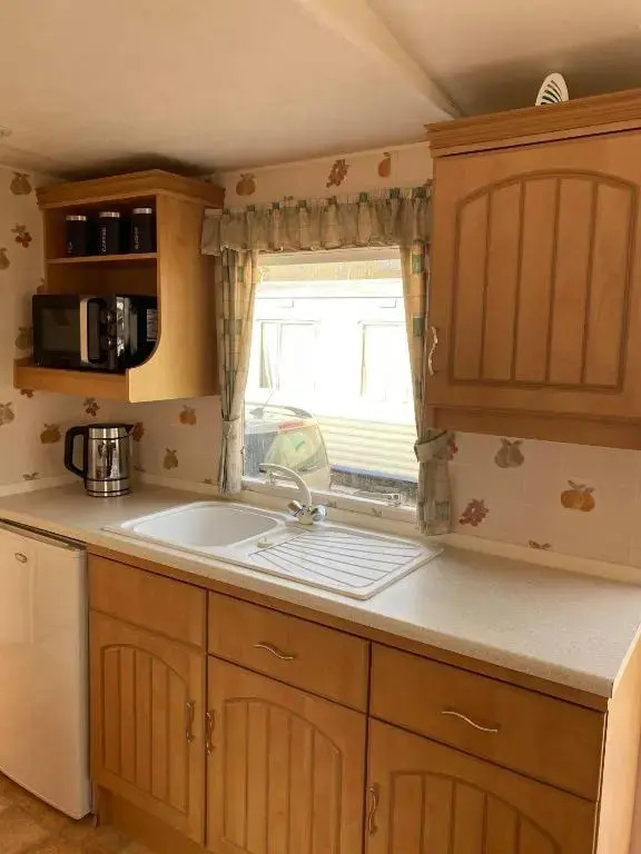 G4 Holiday Caravan