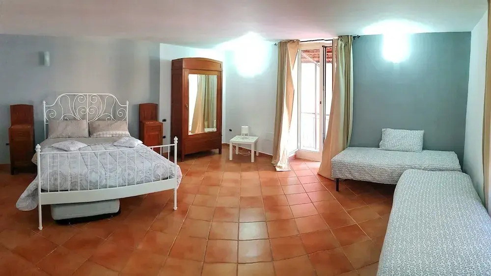 Francesca Holiday Home