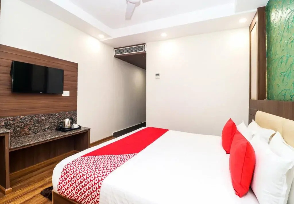 Purplepatch Arun Prasath Park by OYO Rooms