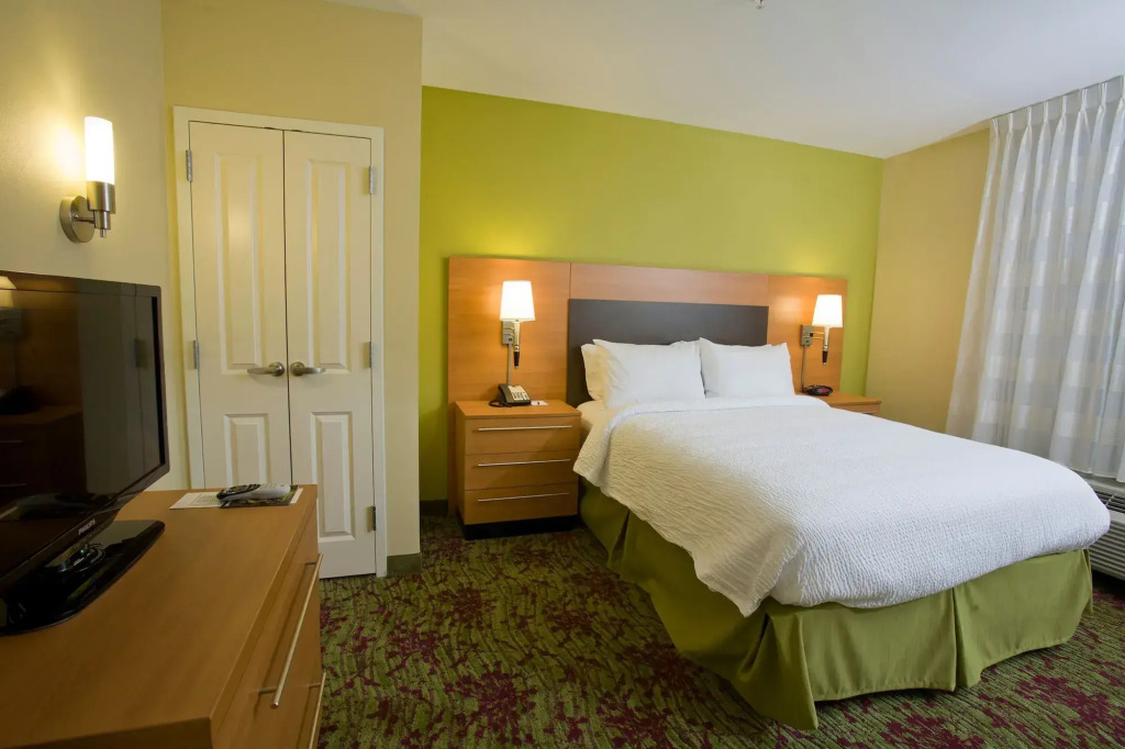 TownePlace Suites by Marriott Jackson Ridgeland/The Township at Colony Park