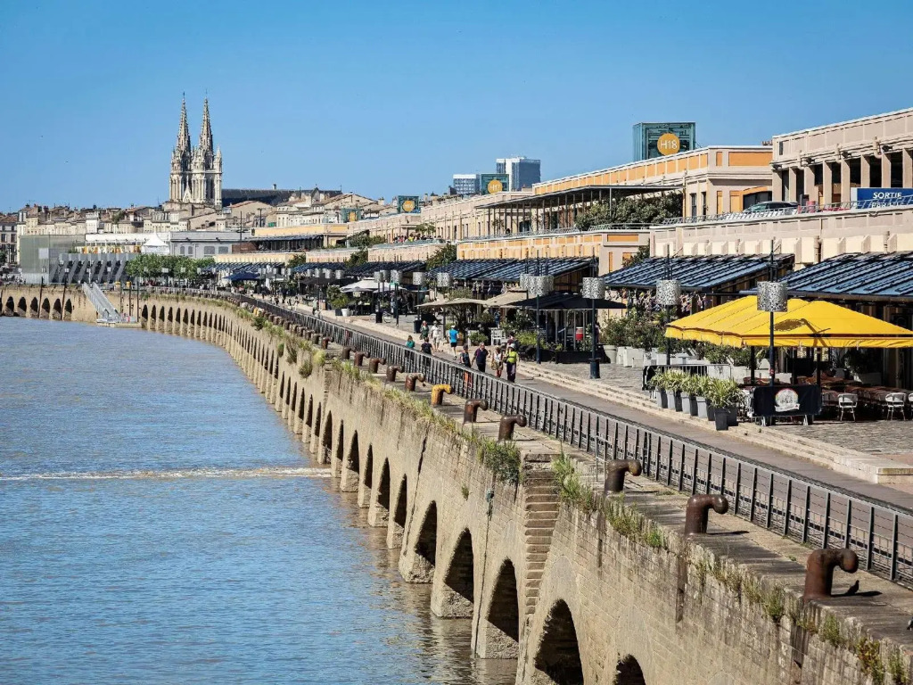 ibis budget Bordeaux Centre Bastide