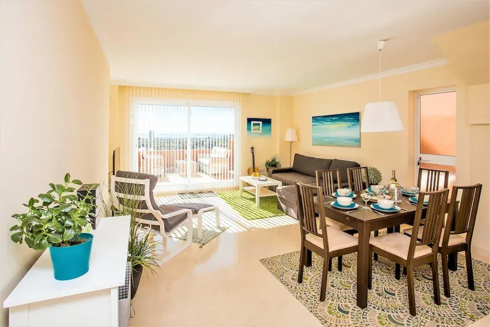 Spectacular views 2 Bed Duplex Penthouse JD31