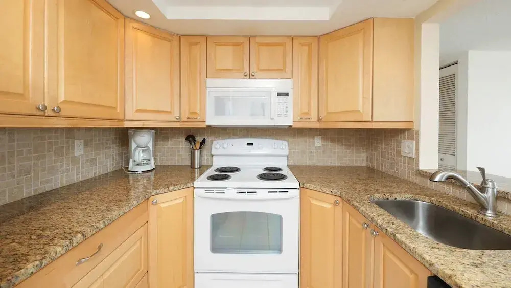 Anchorage Resort 9th Floor 2 Bedroom Condo With Balcony Gulf Views Poolbeach 0895