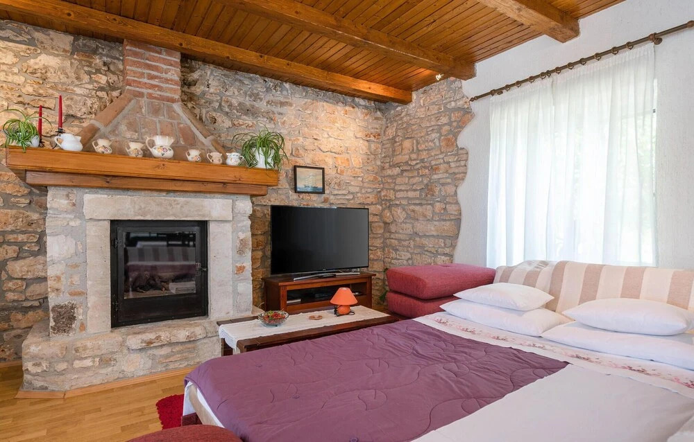 Awesome Home in Marcana With Wifi and 1 Bedrooms