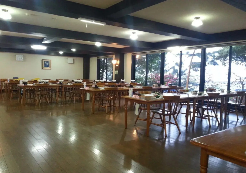 Grampus Inn Shirahama