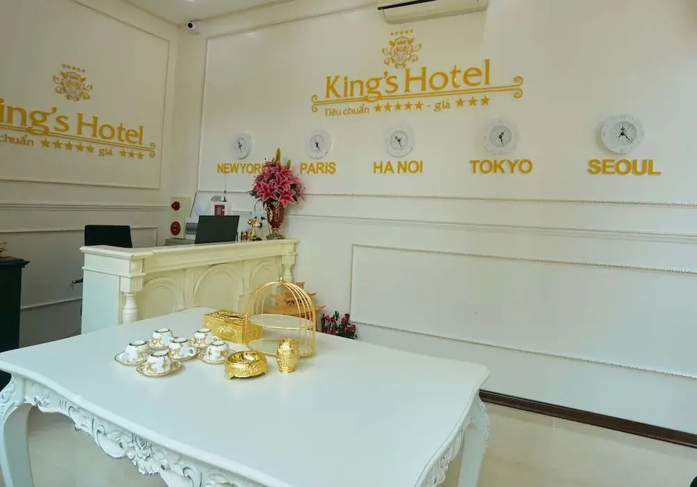 Kings Hotel Dịch Vọng