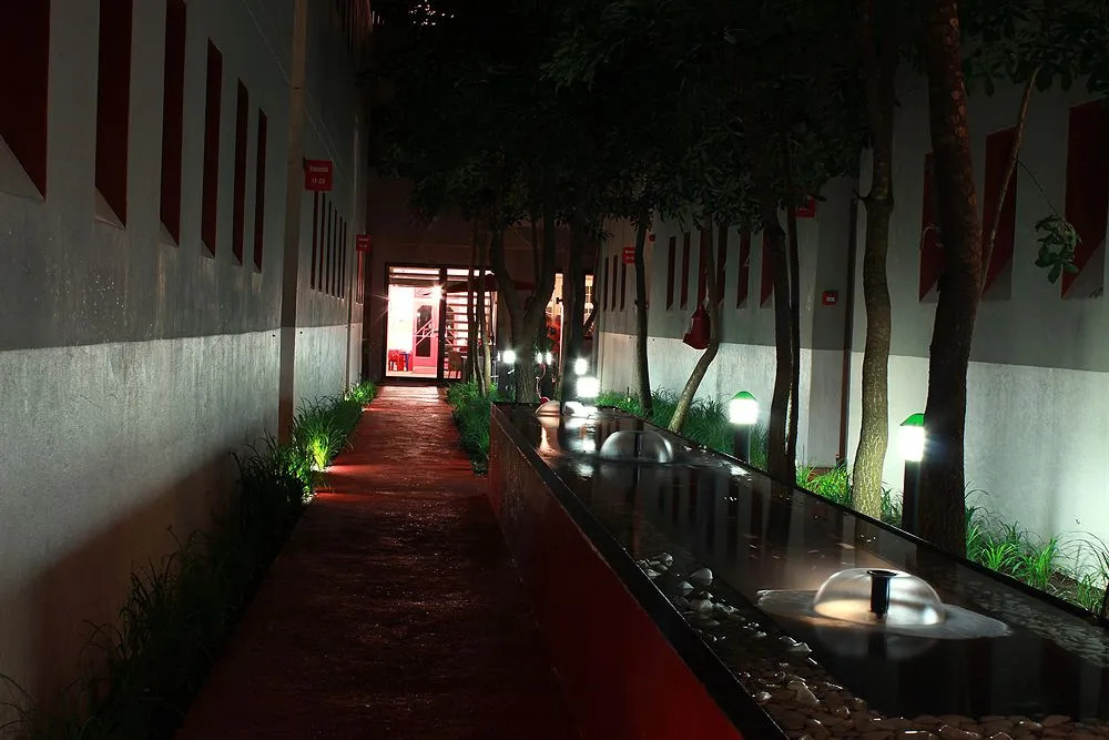Hotel 64 on Gordon