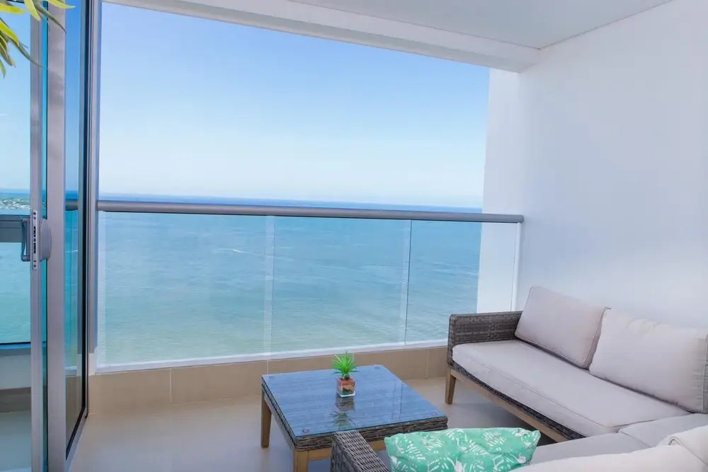 Modern 1BR Wifi Breathtaking Oceanviews by Huespedia