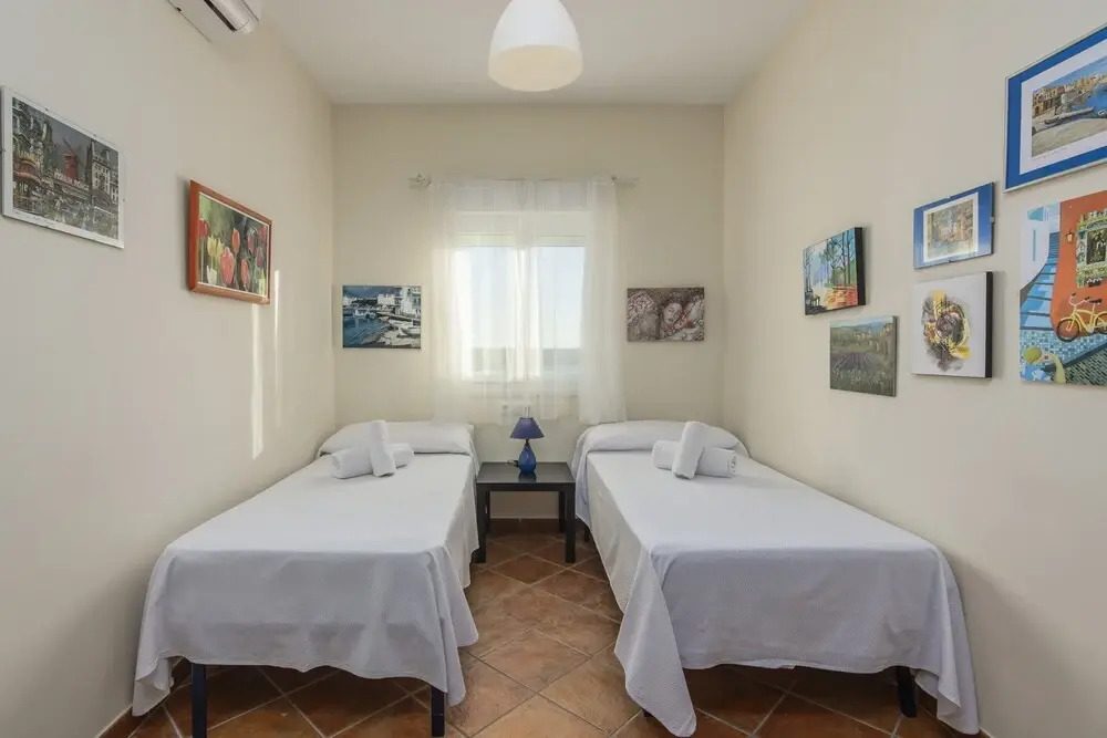 Riverside Comfort for Families