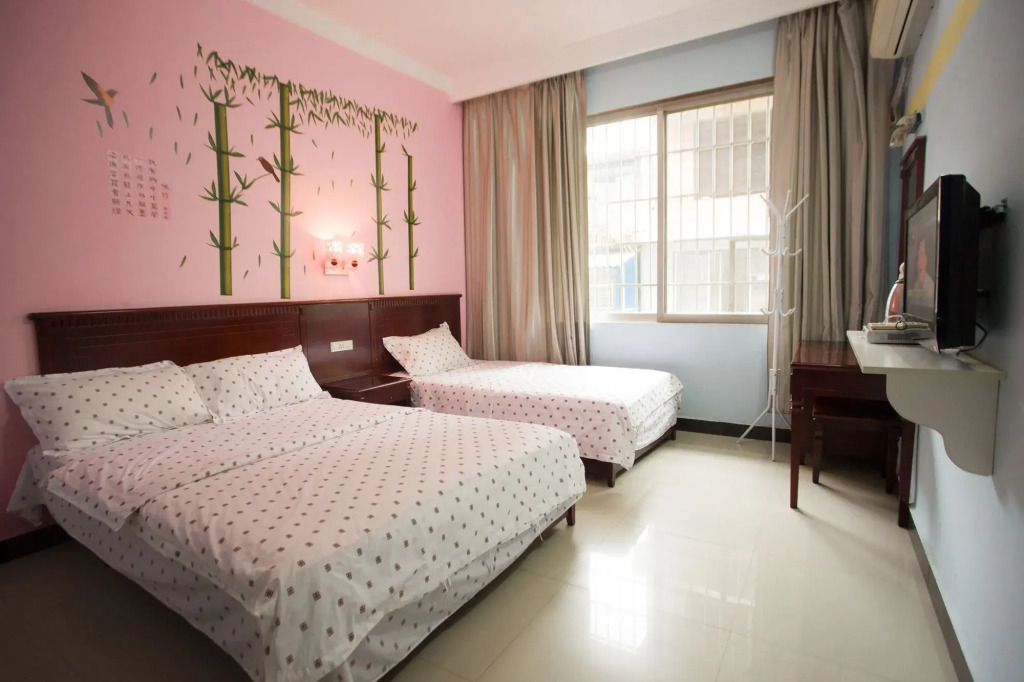 Yang Shuo Green Mountain Hotel