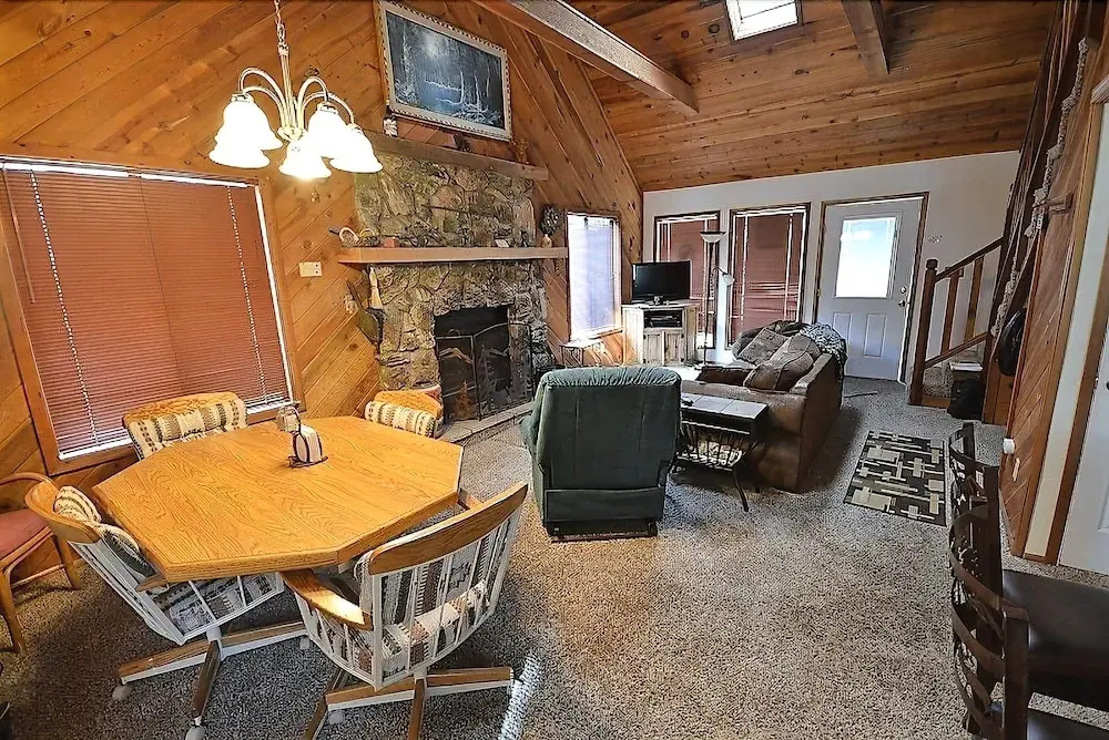Guys Getaway - Two Bedroom Cabin