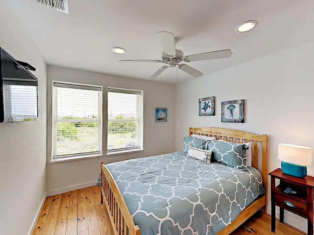 The Commons #102 - Three Bedroom Townhome
