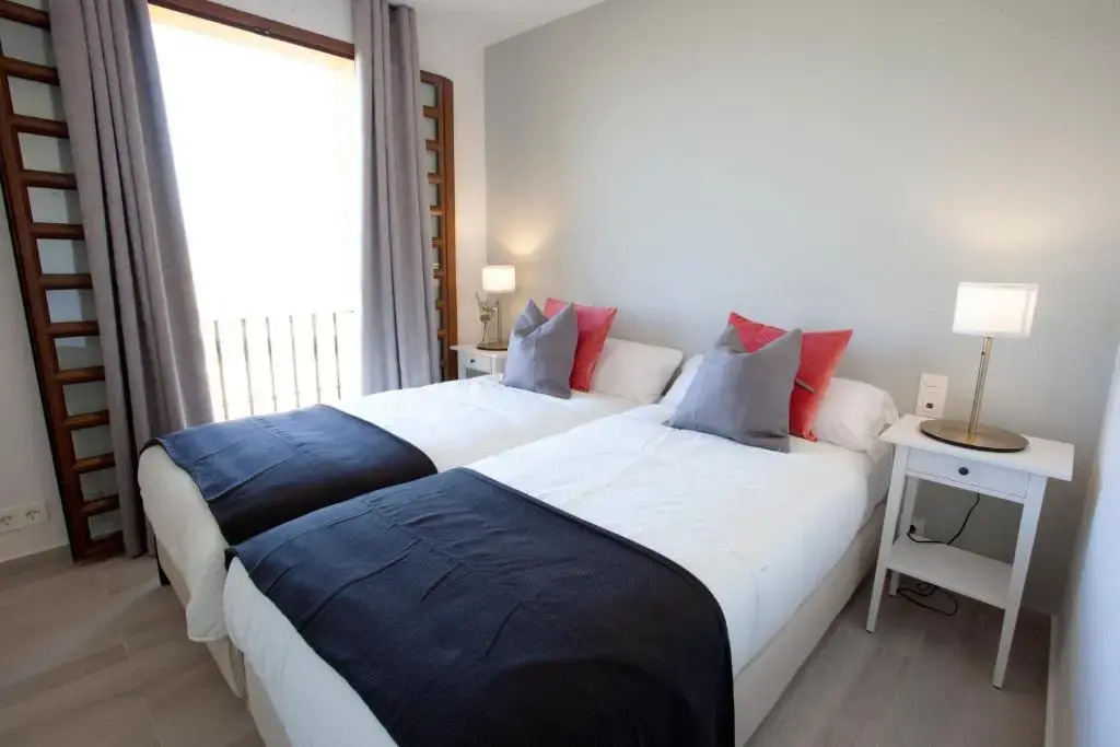 Desert Springs Apartment 354