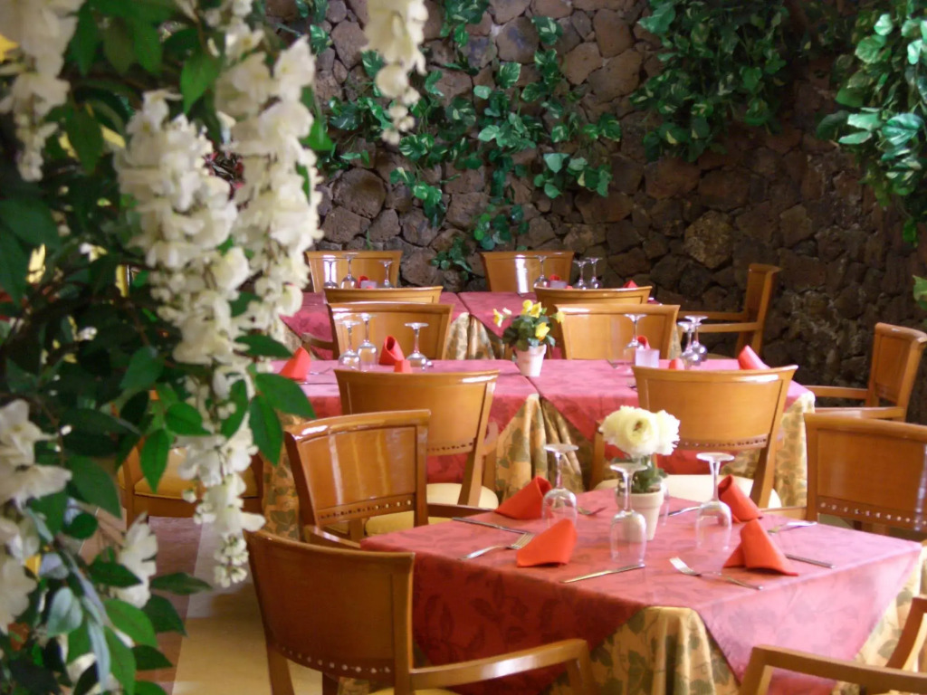 Suite Hotel Montana Club