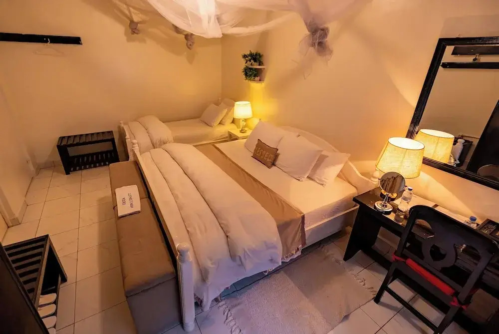 Blue Veil Villa Hotel