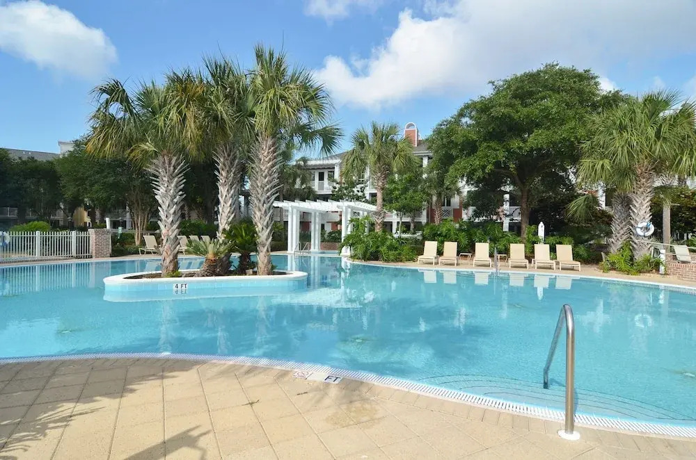 New Listing! Hip Le Jardin Gem W/ Pool & Hot Tub 3 Bedroom Townhouse