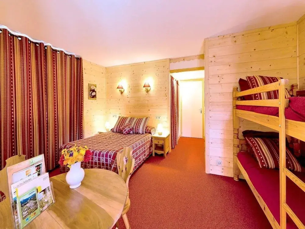 Logis Hotel Les Playes