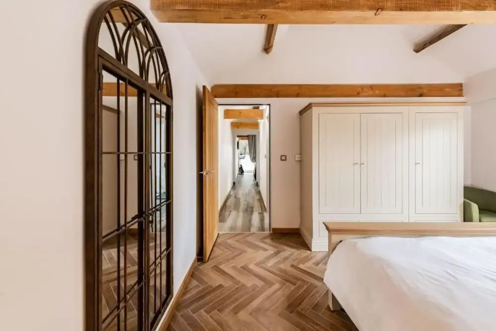 Host Stay Willow Barn