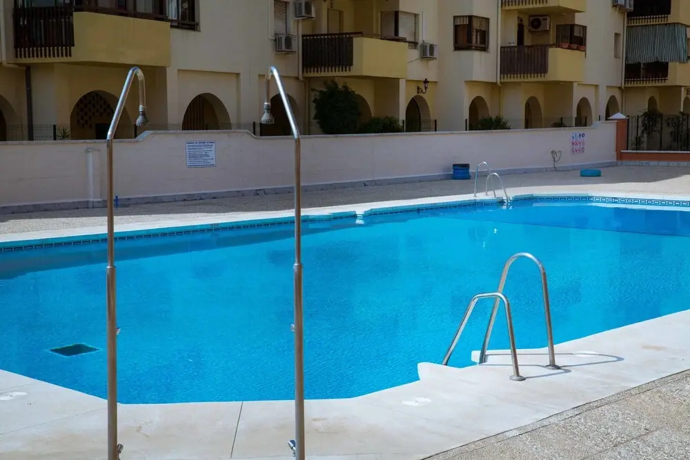 Holidays2Fuengirola Los Boliches pool