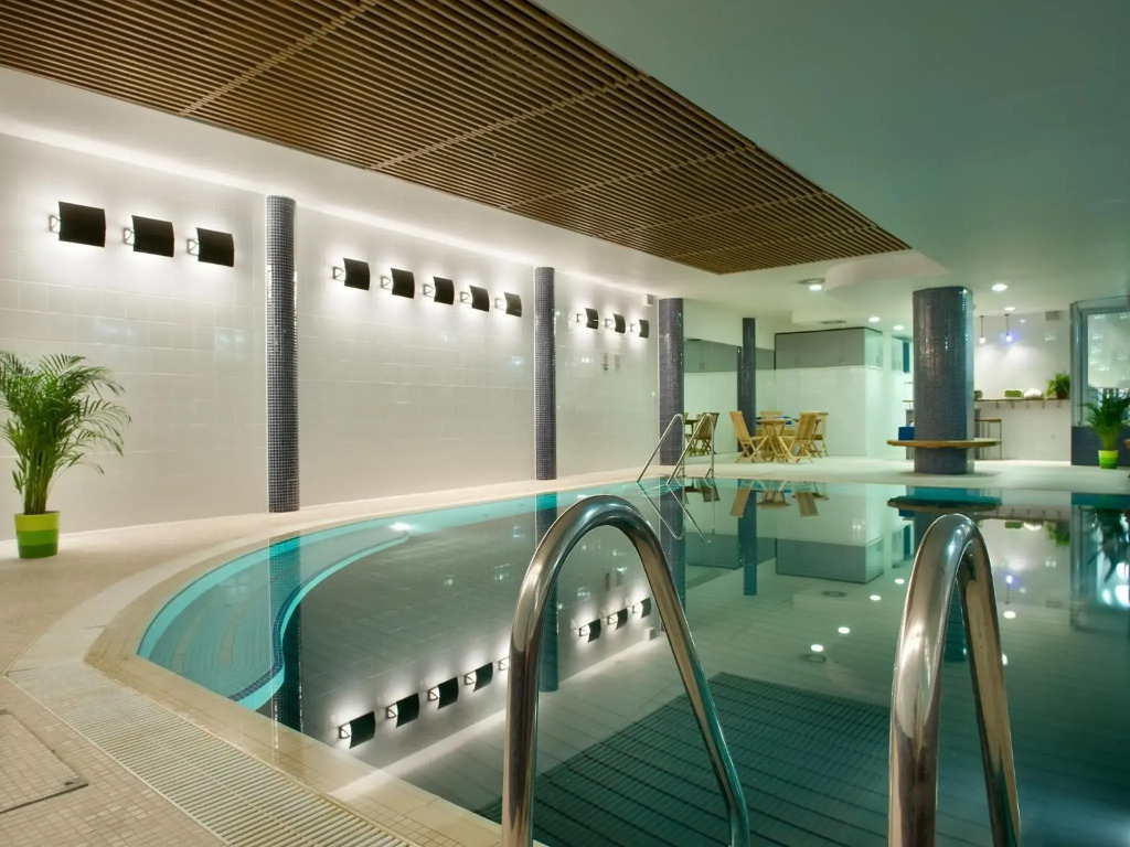 EA Hotel Julis