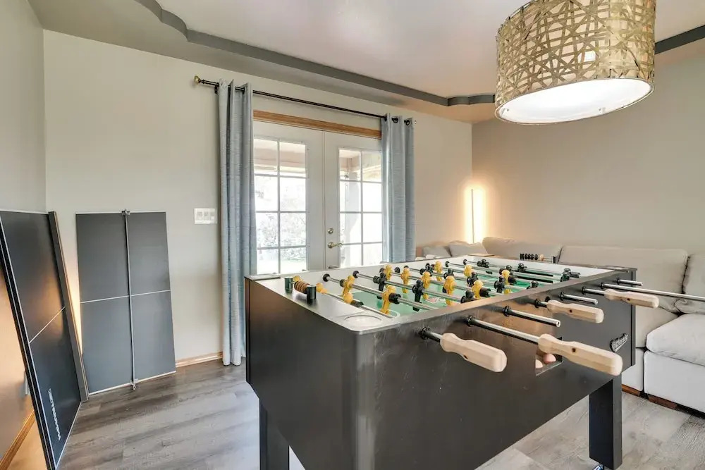 Moses Lake Vacation Rental w/ Hot Tub & Game Room