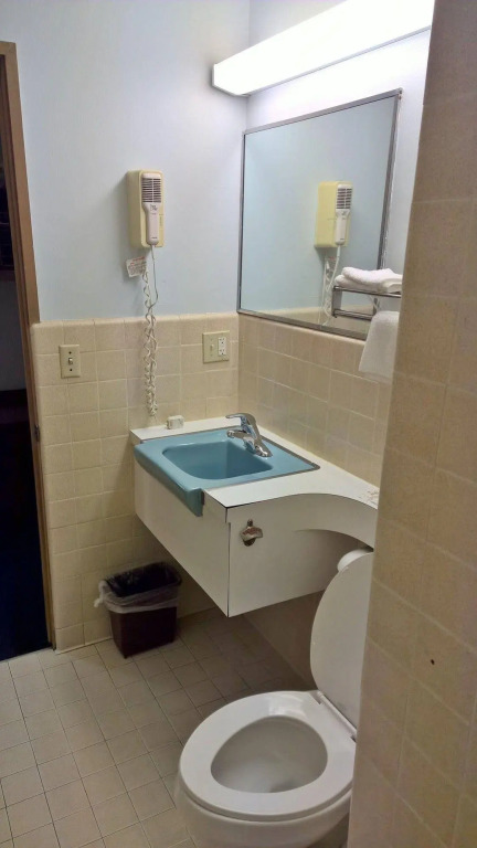 Executive Inn