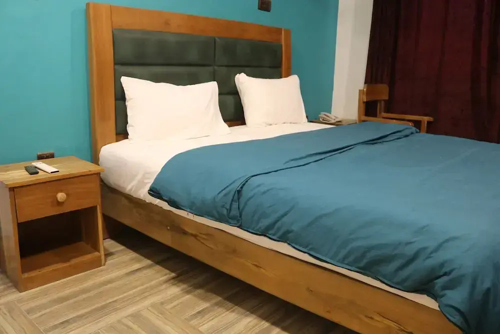 Hotel Luxy